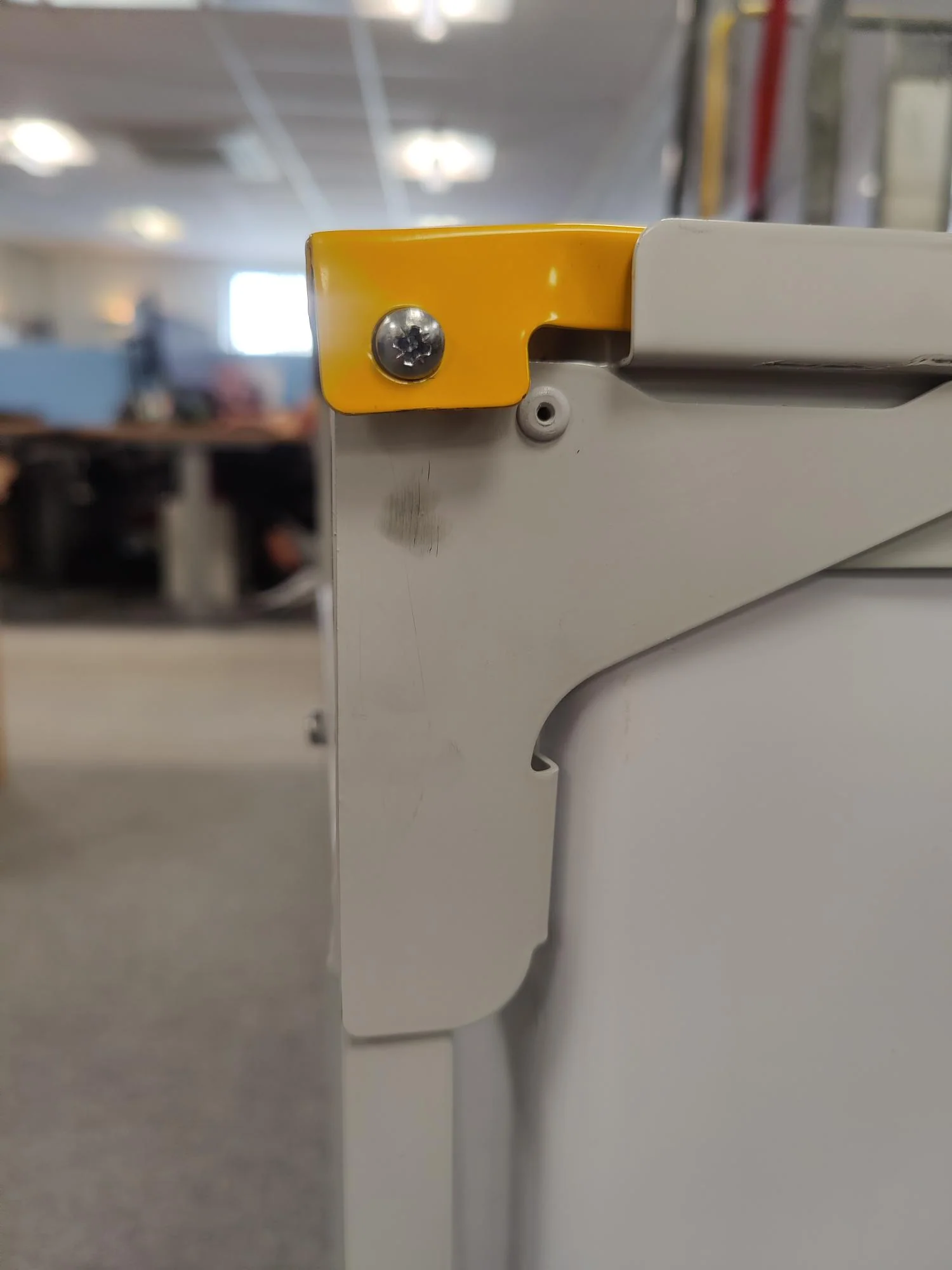 Bristol Maid BR 75 Ltr Bin with Yellow Lid - CLEARANCE - Image 3