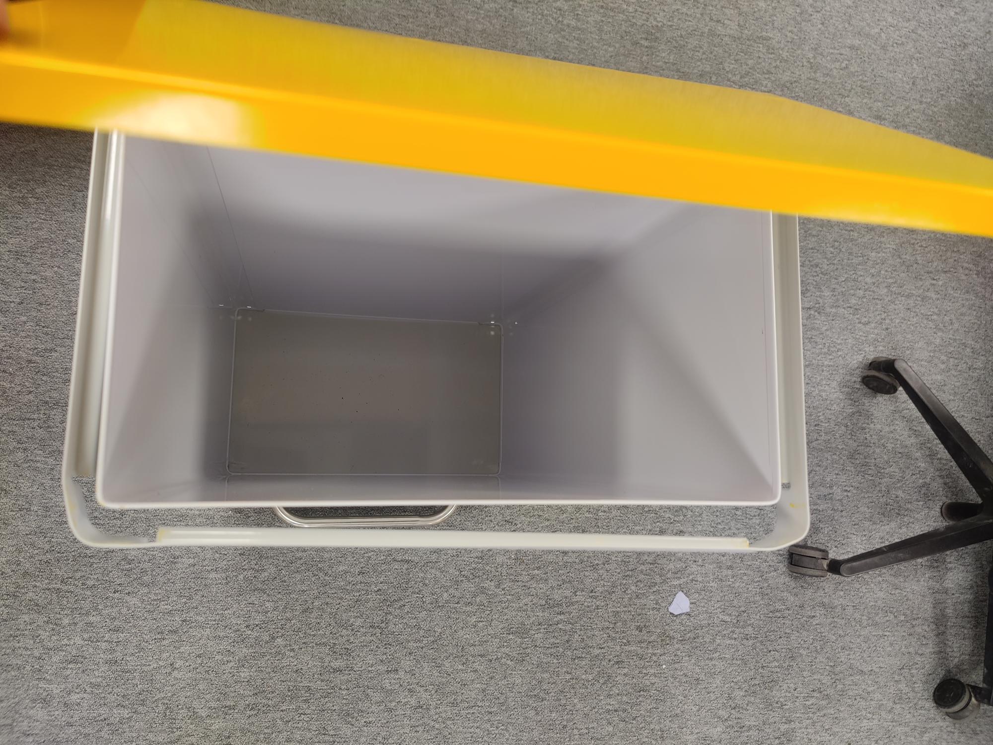Bristol Maid BR 75 Ltr Bin with Yellow Lid - CLEARANCE - Image 9