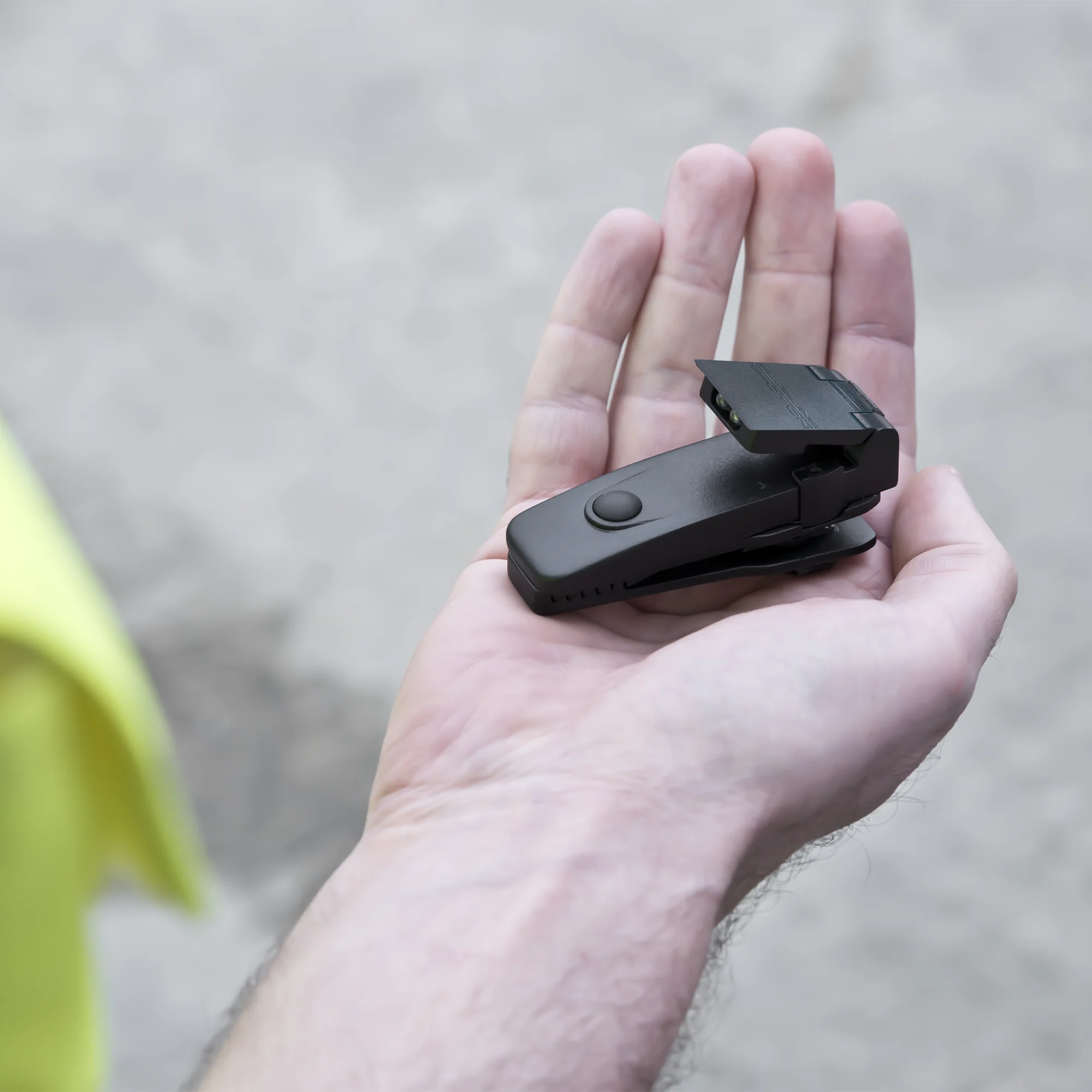 Clip-on Torch With Dual LED - Black - Image 10