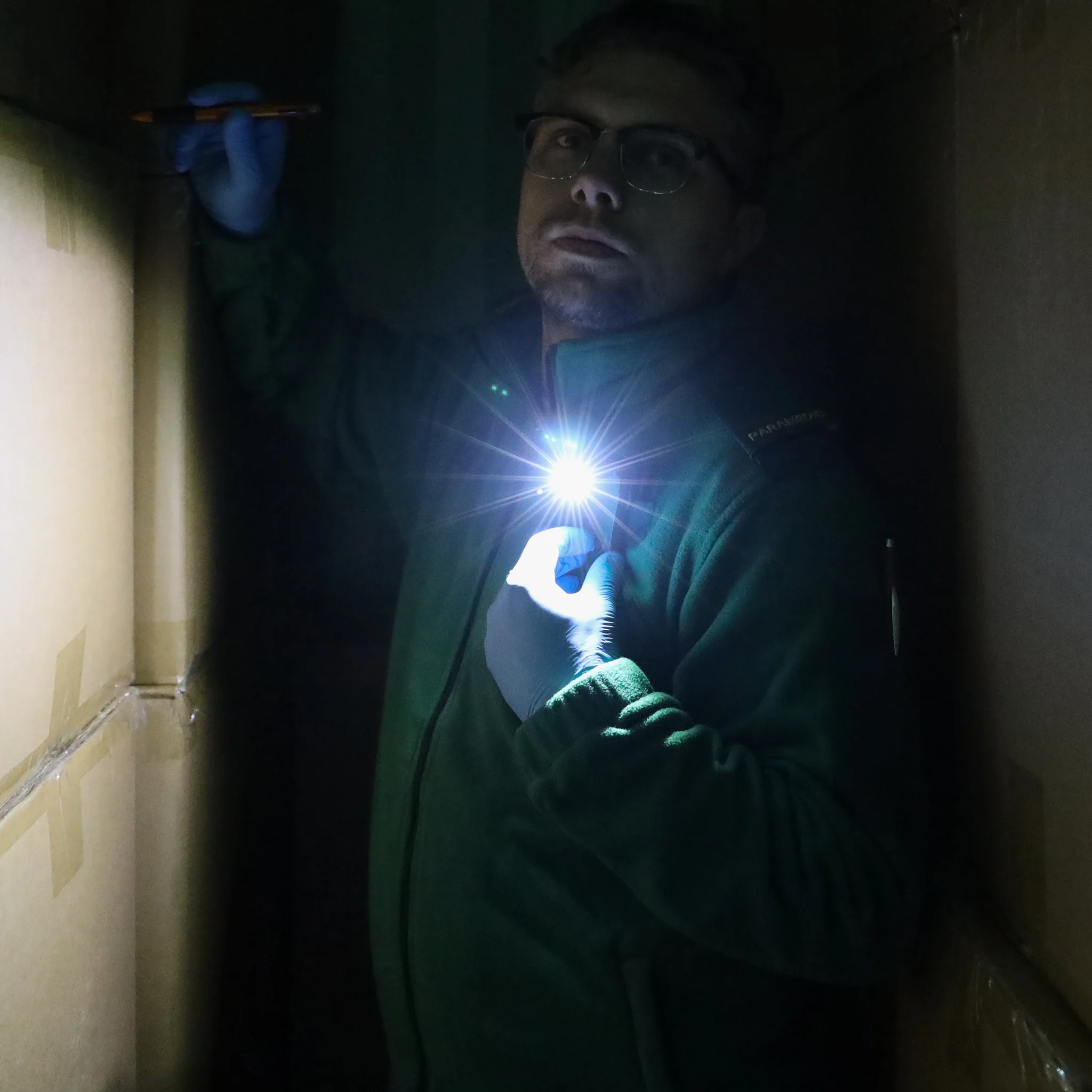 Clip-on Torch With Dual LED - Orange - Image 3