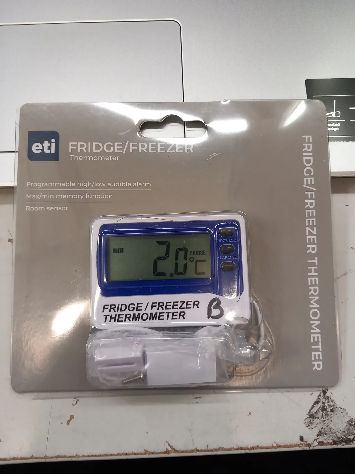 Digital Fridge Thermometer with UKAS Calibration Certificate - CLEARANCE - Image 5