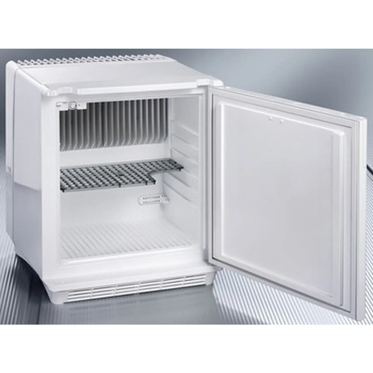 DS200 Free Standing Mini Fridge - White - 23L - Image 6