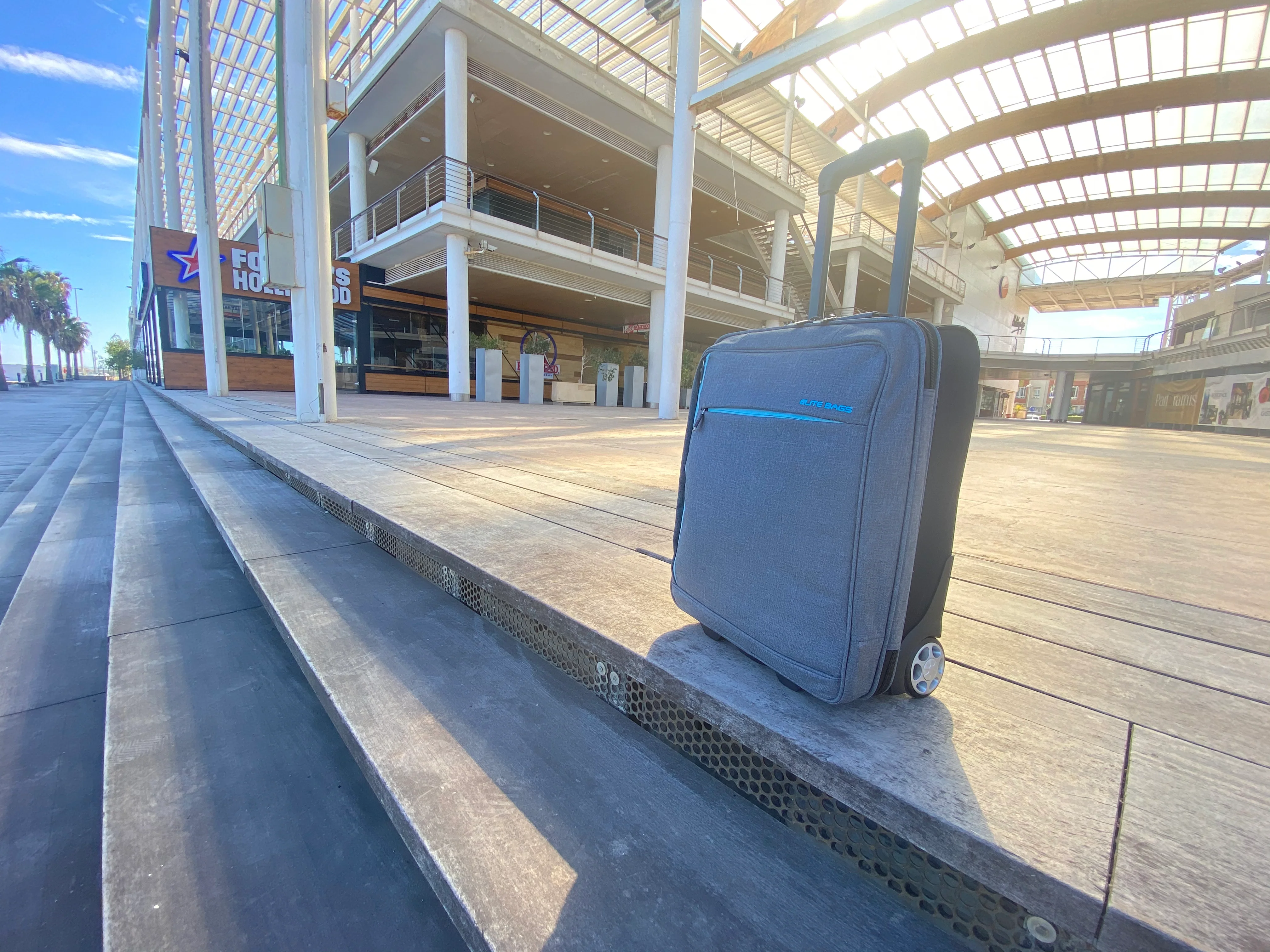 Elite Bags HOVI's Home Calls Trolley Bag - Image 17