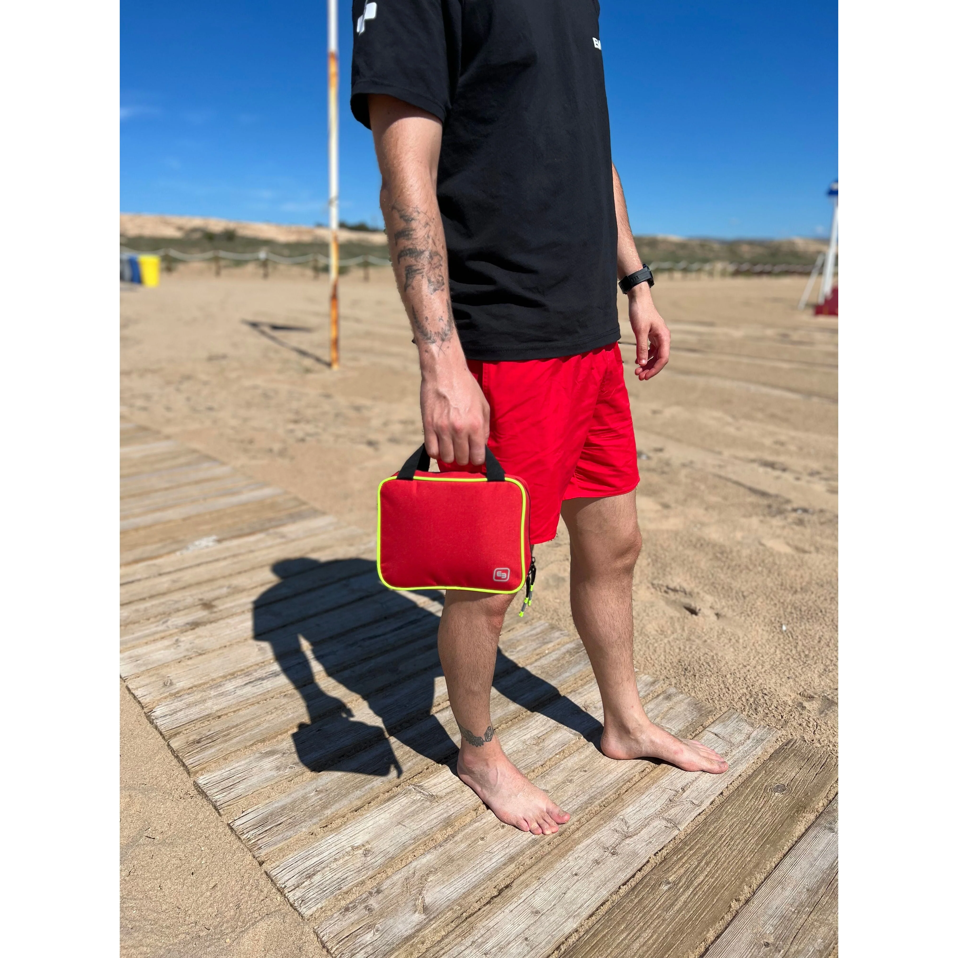 Elite Cure's Large Fold-Out First Aid Kit - Image 2