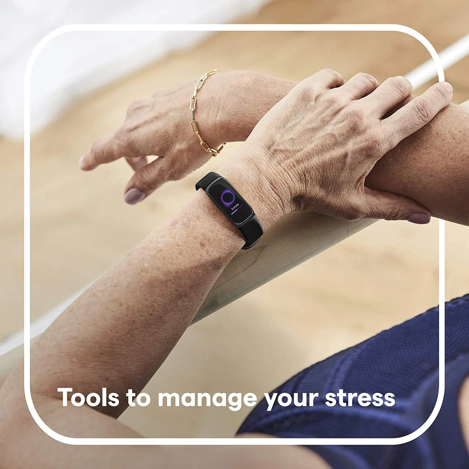 Fitbit Luxe - Black - Image 3