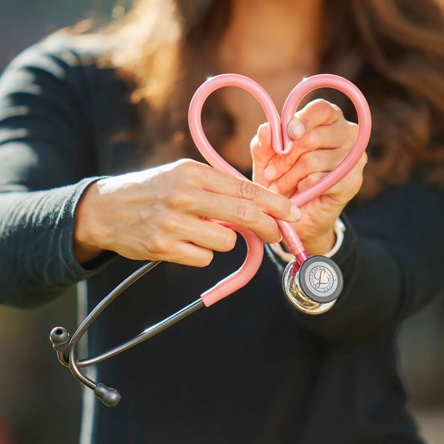 Littmann Classic III Monitoring Stethoscope: Mirror & Pearl Pink - Pink Stem 5962 - Image 2