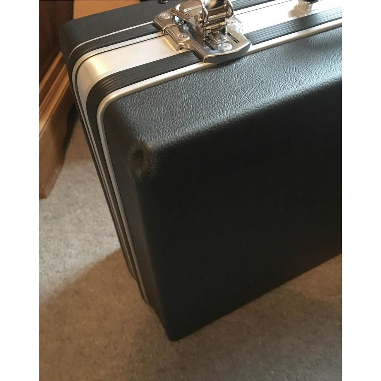Pottertons GP Laptop Case - Clearance price due to damage - Image 4