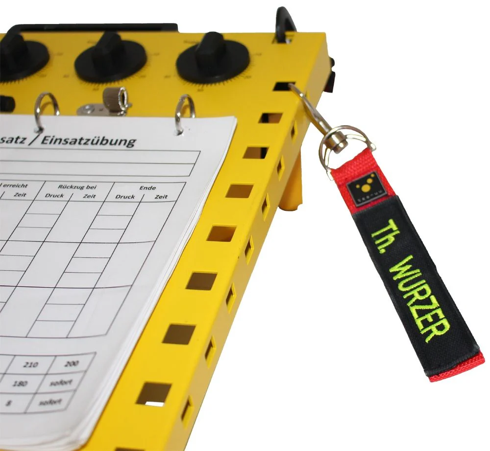 "REMOVE BEFORE FIREFIGHT" hanger - Image 4