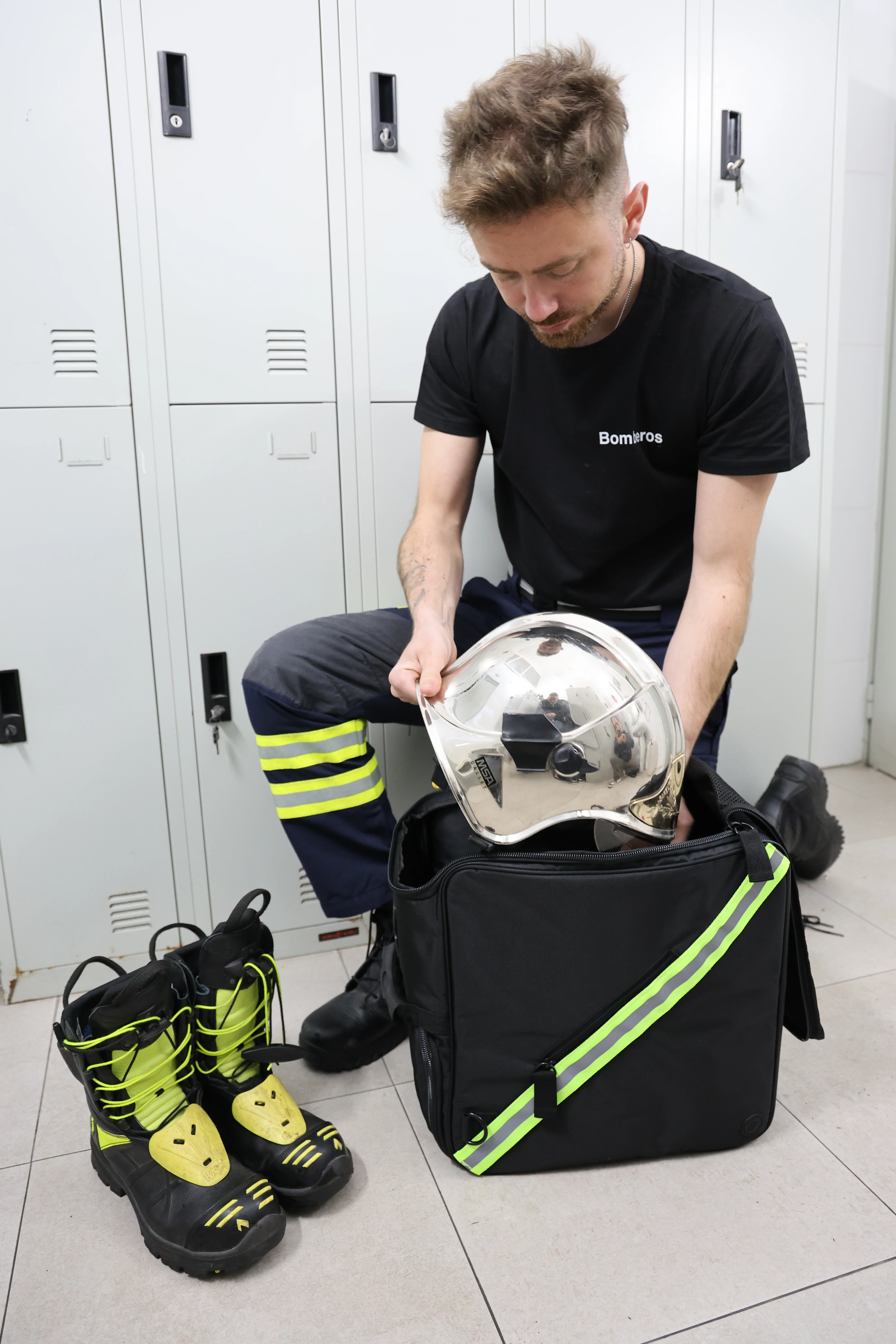 Secure Transport Bag for Boots and Helmet - Black - Image 2