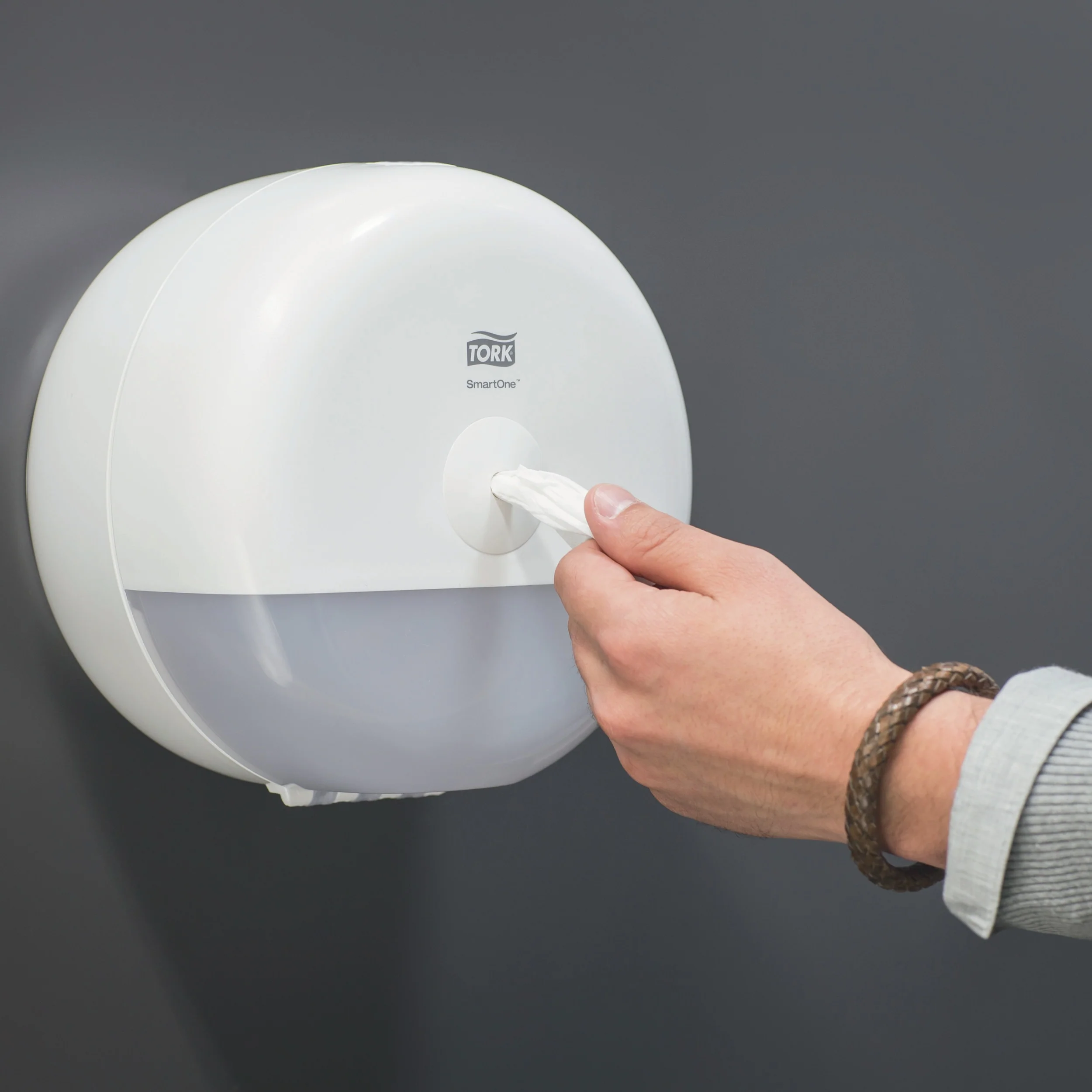 Tork SmartOne® Mini Toilet Paper Roll Dispenser White T9, Elevation Range, 681000 - Image 4