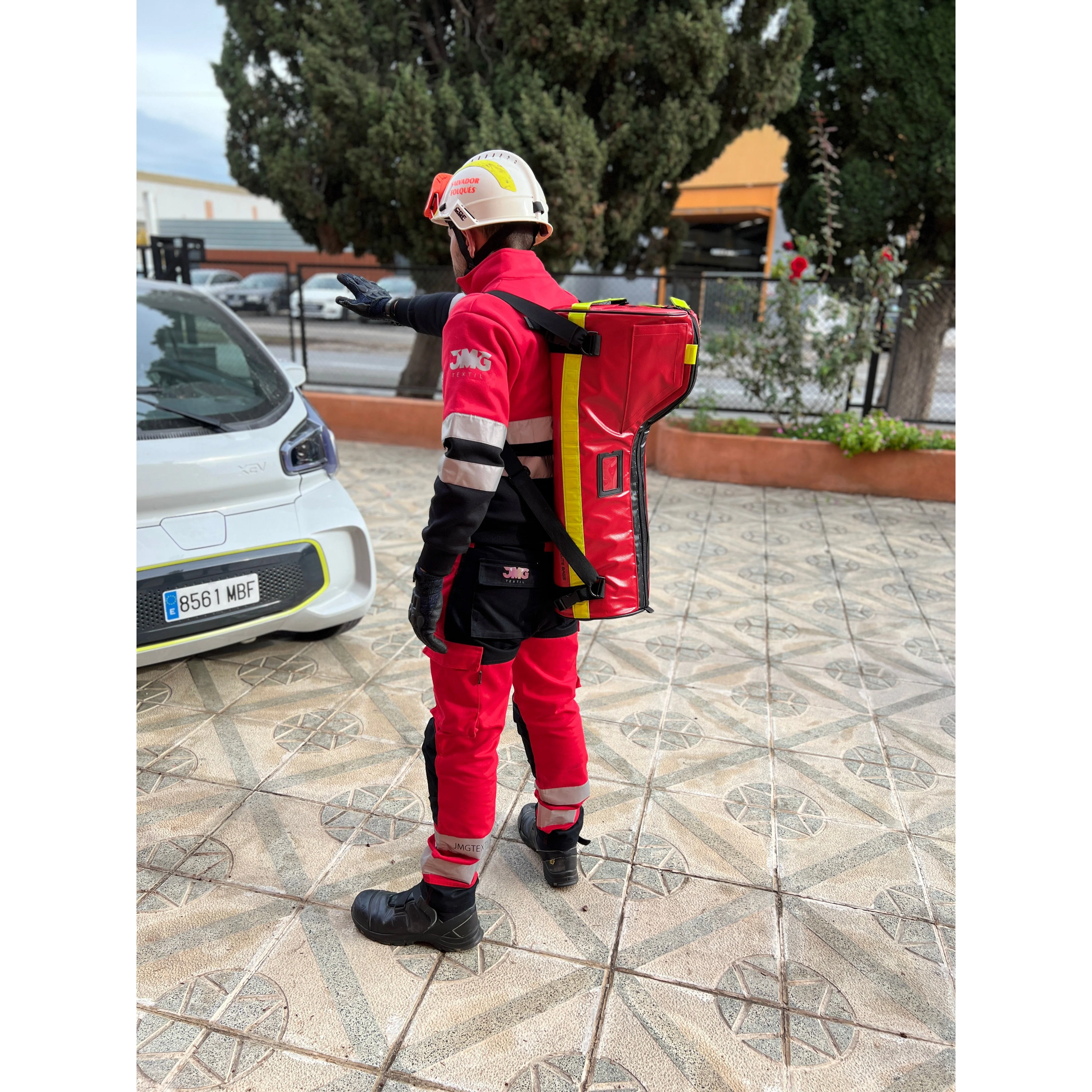 TUBE’S Oxygen Barrel Bag - Red Tarpaulin - Image 14